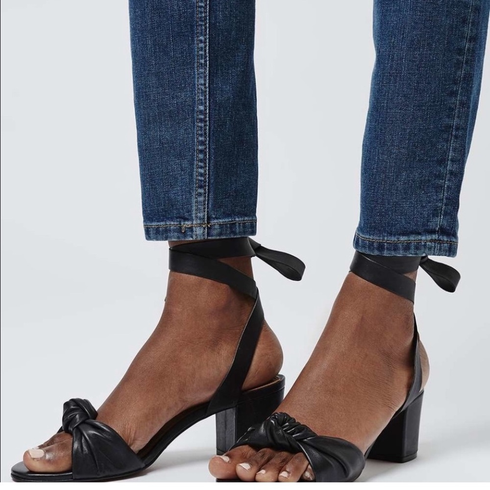 Topshop knotted block heeled sandals. size 10